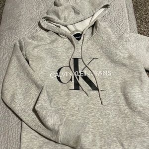 Cropped Calvin Klein Sweatshirt